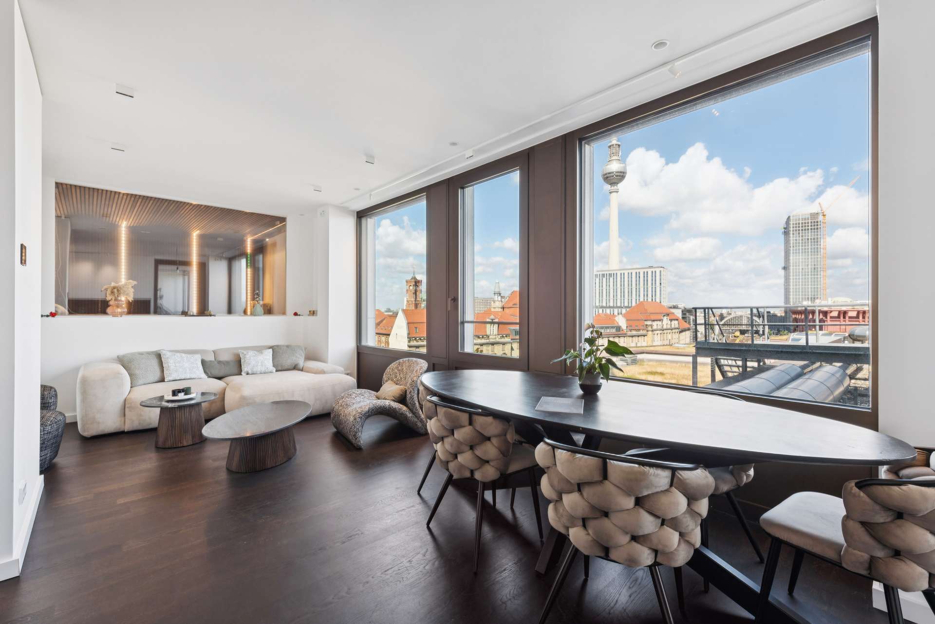 Über den Dächern Berlins | Exklusive GRANDAIRE-Residenz mit Blick auf den Fernsehturm - Bild 2