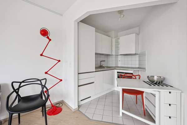 Bezugsfreie, möblierte 2-Zimmer-Eigentumswohnung im 3. Obergeschoss – barrierefrei mit Aufzug - Thumbnail 6
