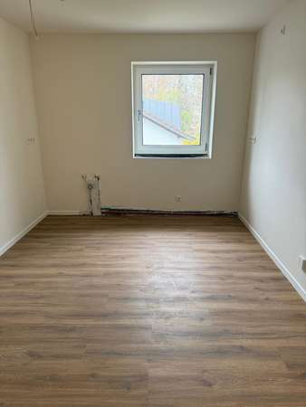 **RESERVIERT** Exklusive 2-Zimmer-EG-Wohnung kernsanierte Stadtvilla in ruhiger Lage - Thumbnail 19