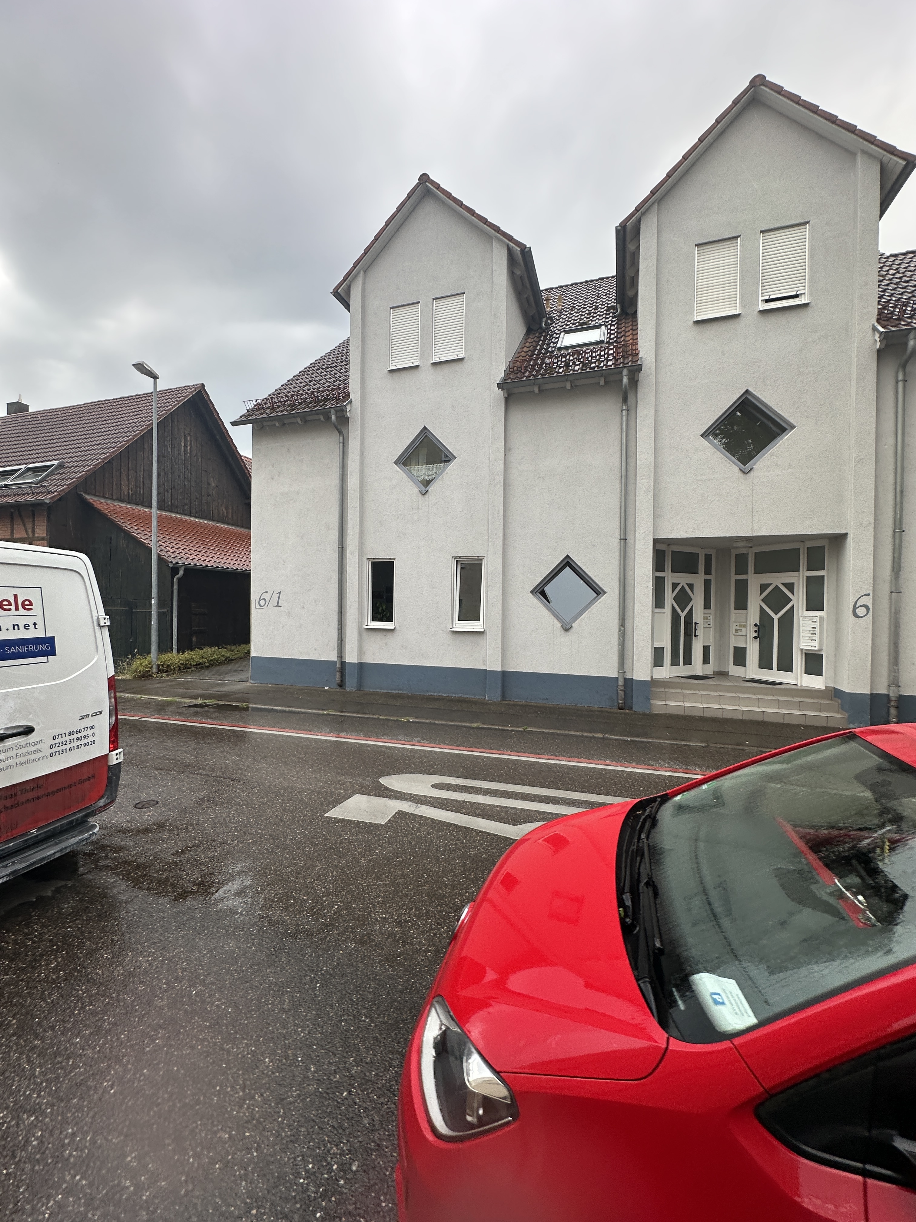 Gewerbeeinheit in Wohnraum - Umwandlungsmöglichkeit!