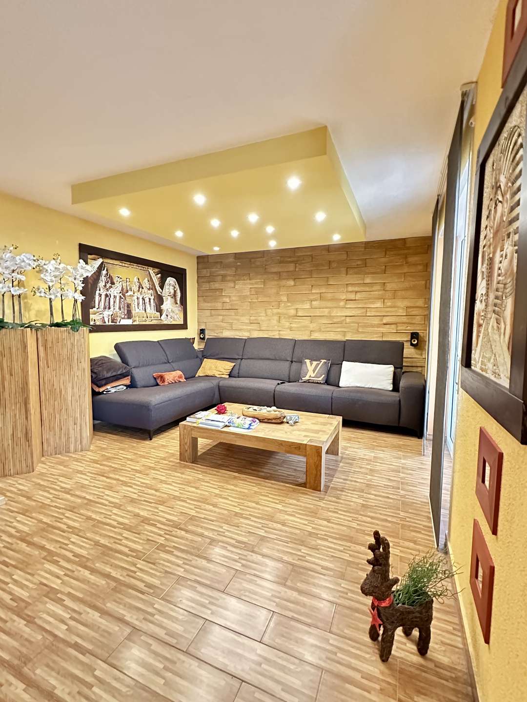 Große 4,5 Zimmer Maisonette Wohnung