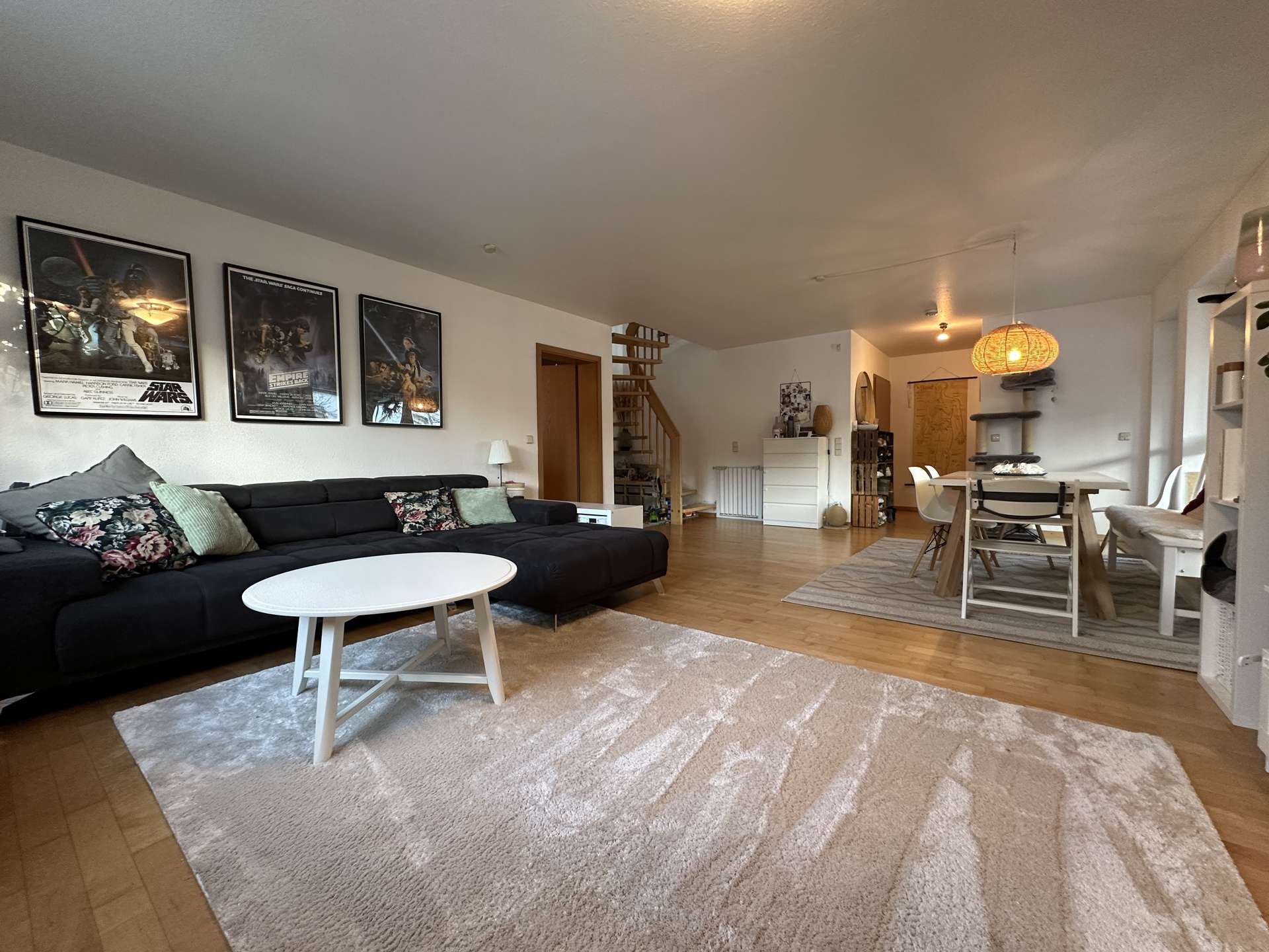 Schöne Maisonette Wohnung mit großer Terrasse
