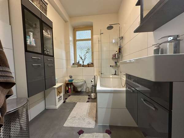 4,2 % Rendite für Kapitalanleger - Sanierte Erdgeschoss Wohnung in Stuttgart