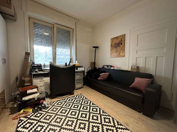 4,2 % Rendite für Kapitalanleger - Sanierte Erdgeschoss Wohnung in Stuttgart