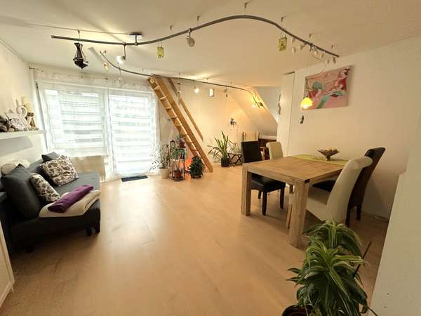 Einziehen & Wohlfühlen - Leerstehende 2,5 Zimmer Wohnung