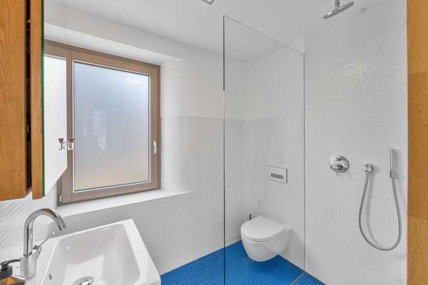 Badezimmer EG