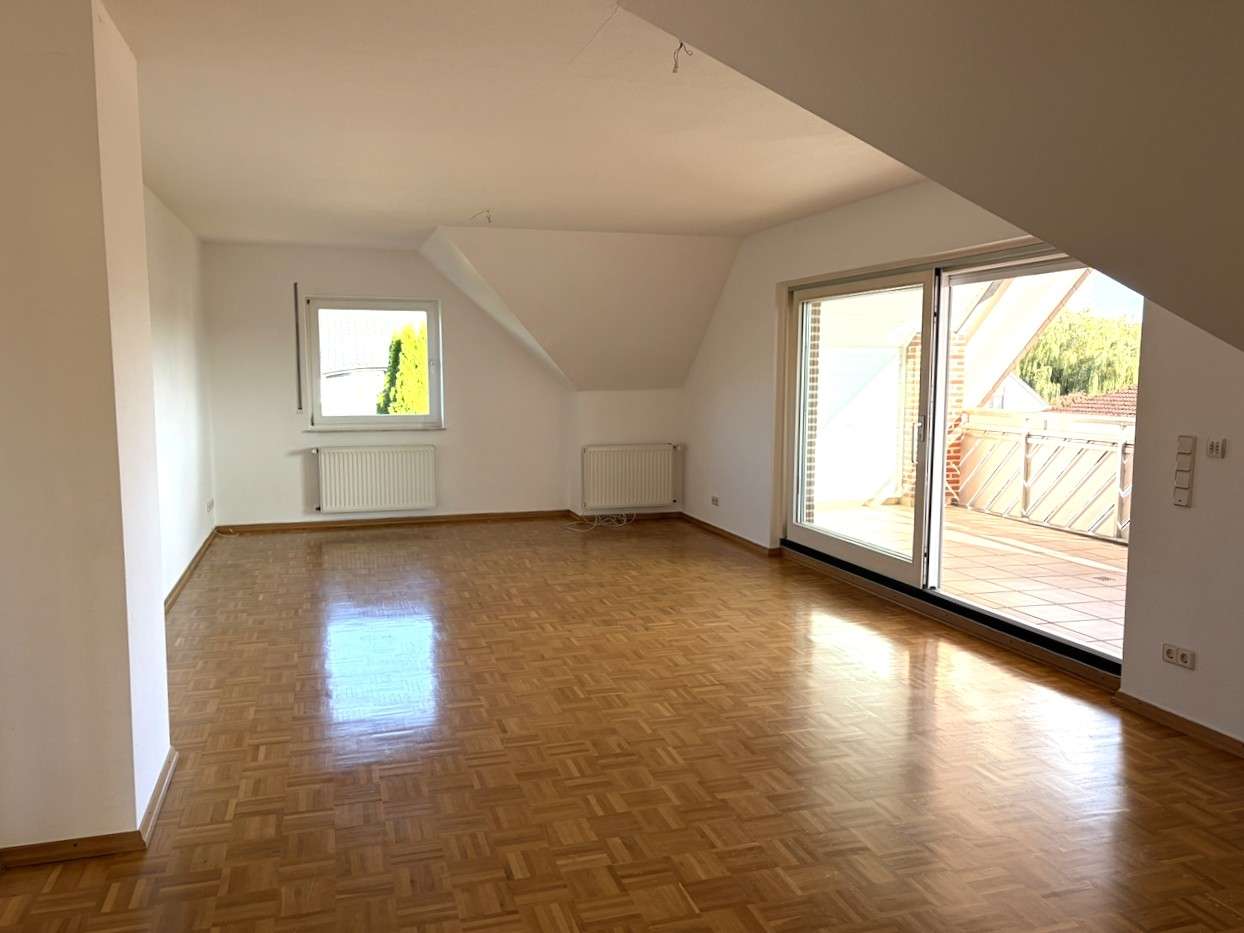 ~~Wunderschöne Etagenwohnung mit Loggia in Stift Quernheim !!~~ - Photo 1