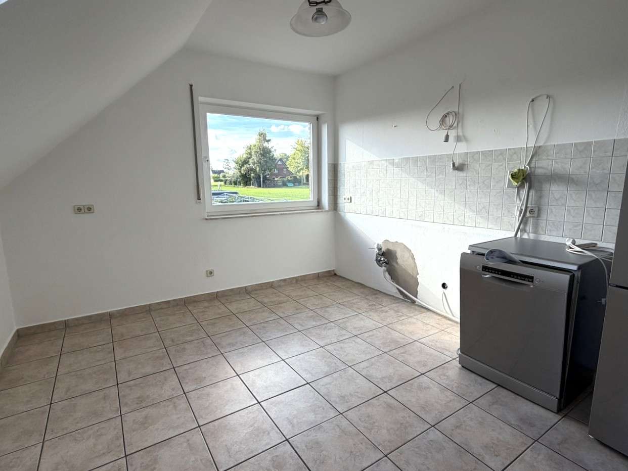 ~~Wunderschöne Etagenwohnung mit Loggia in Stift Quernheim !!~~ - Photo 2