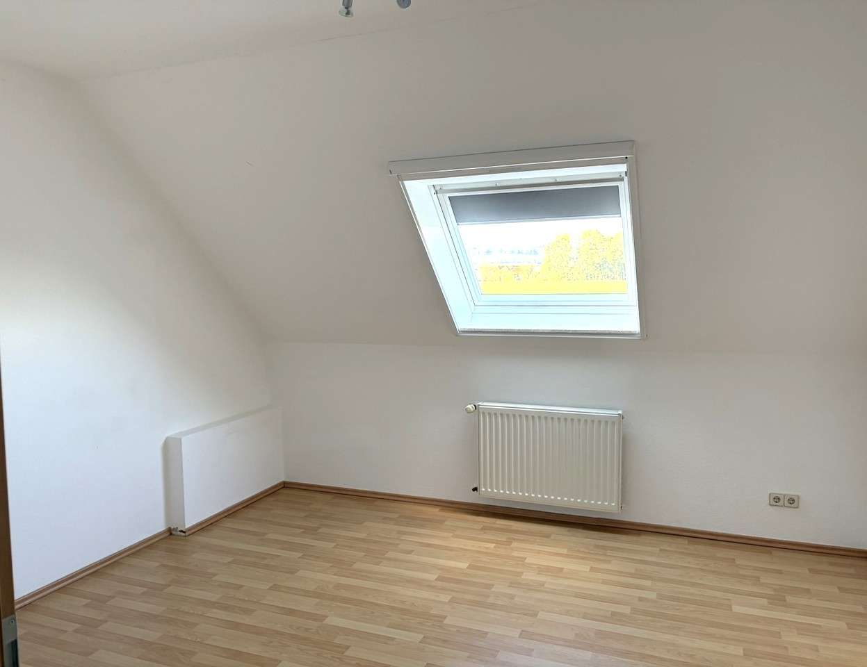 ~~Wunderschöne Etagenwohnung mit Loggia in Stift Quernheim !!~~ - Photo 5