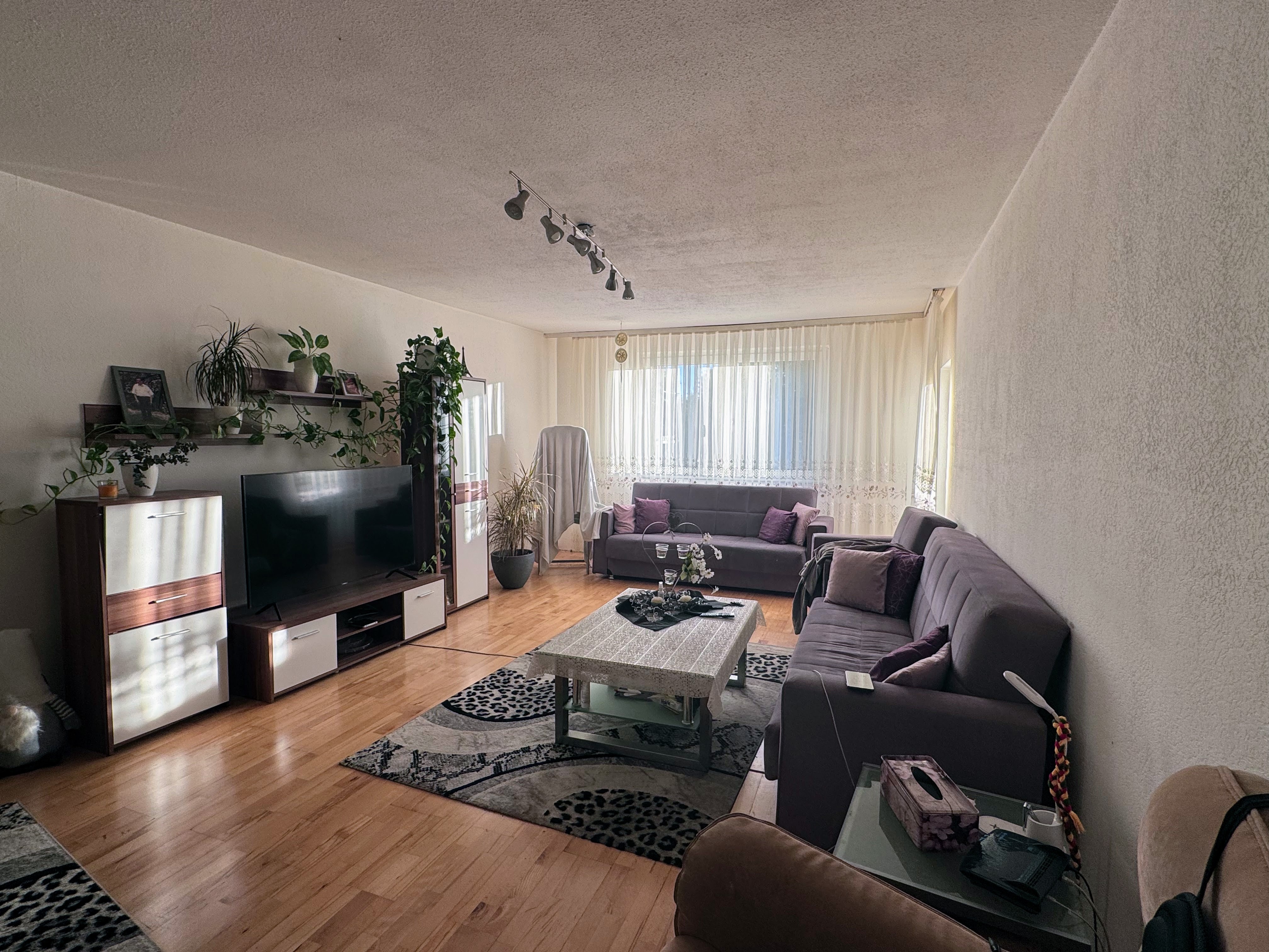 3-Zimmer-Wohnung im 1. OG mit Aufzug – Solide Kapitalanlage oder neues Zuhause