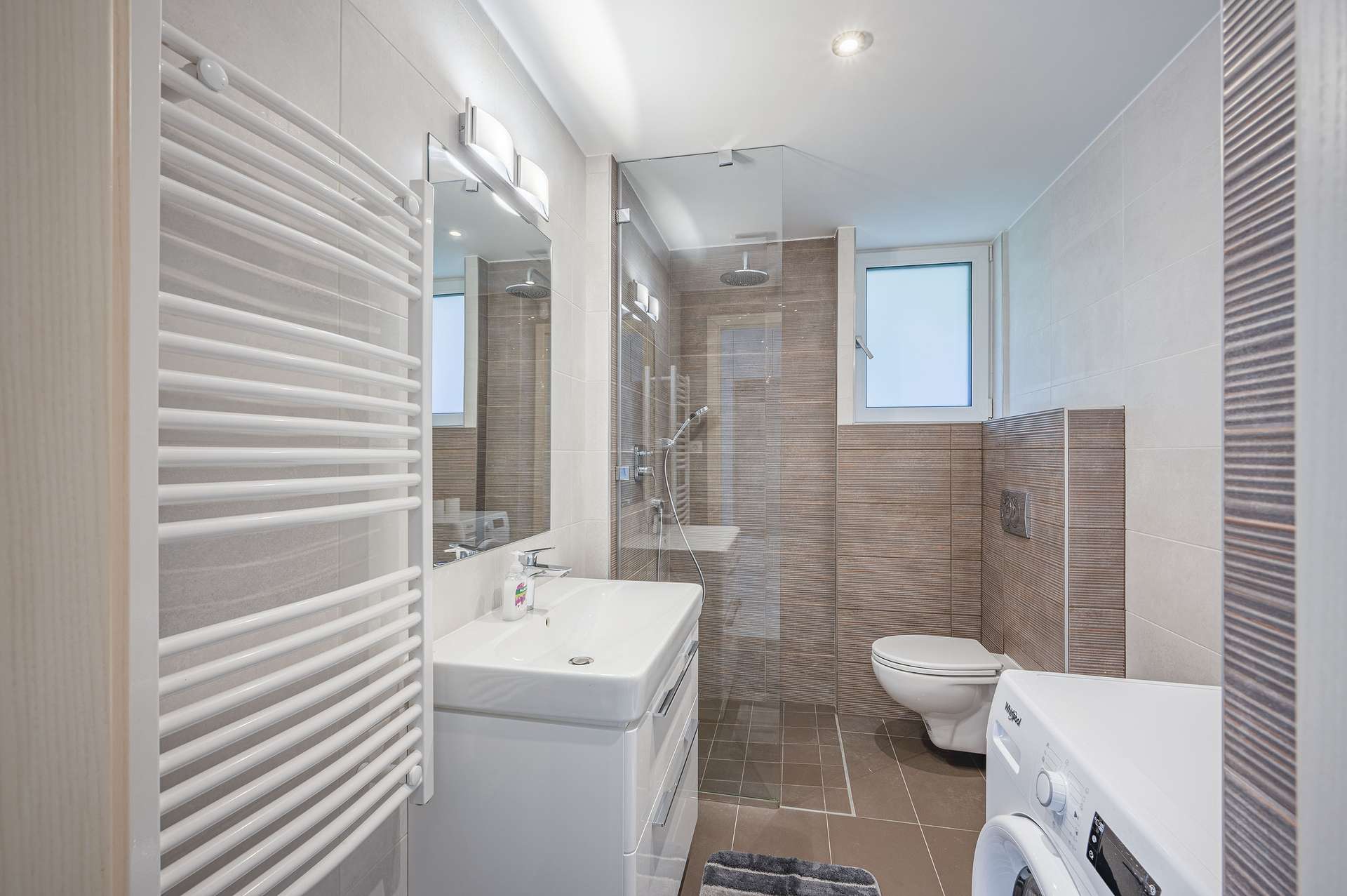 4 room Ház For Eladó in Budapest, - 3