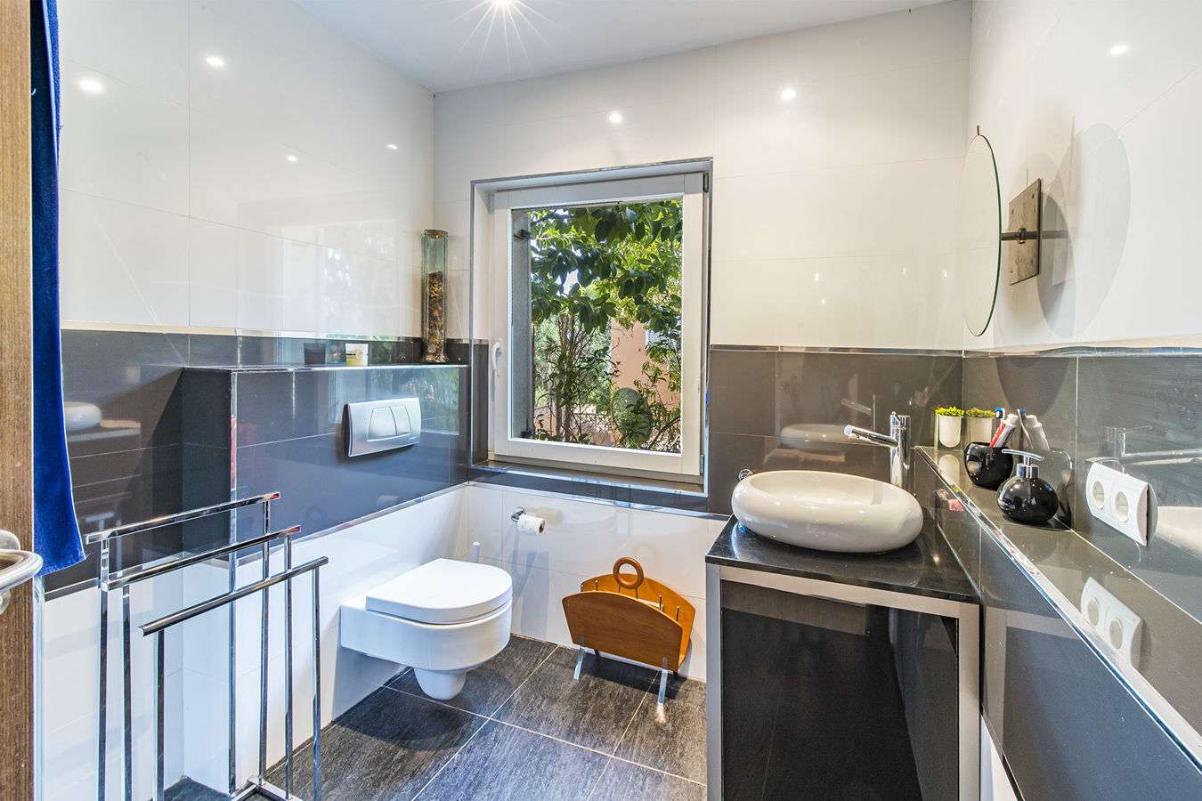 [object Object] - image