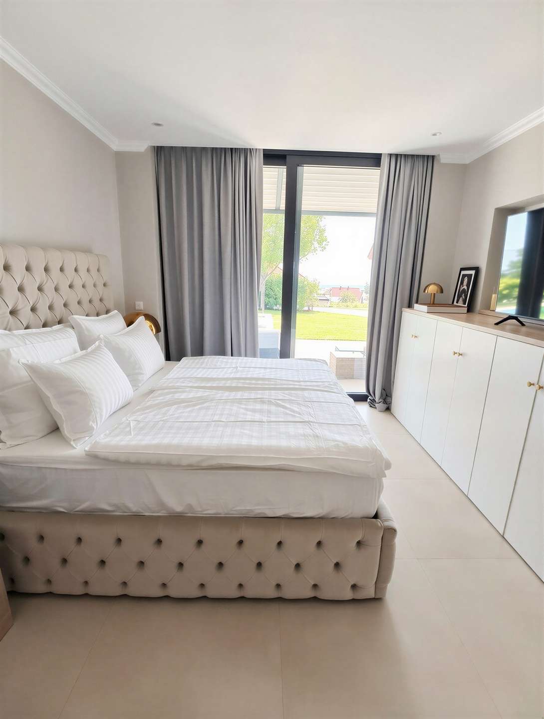 [object Object] - image