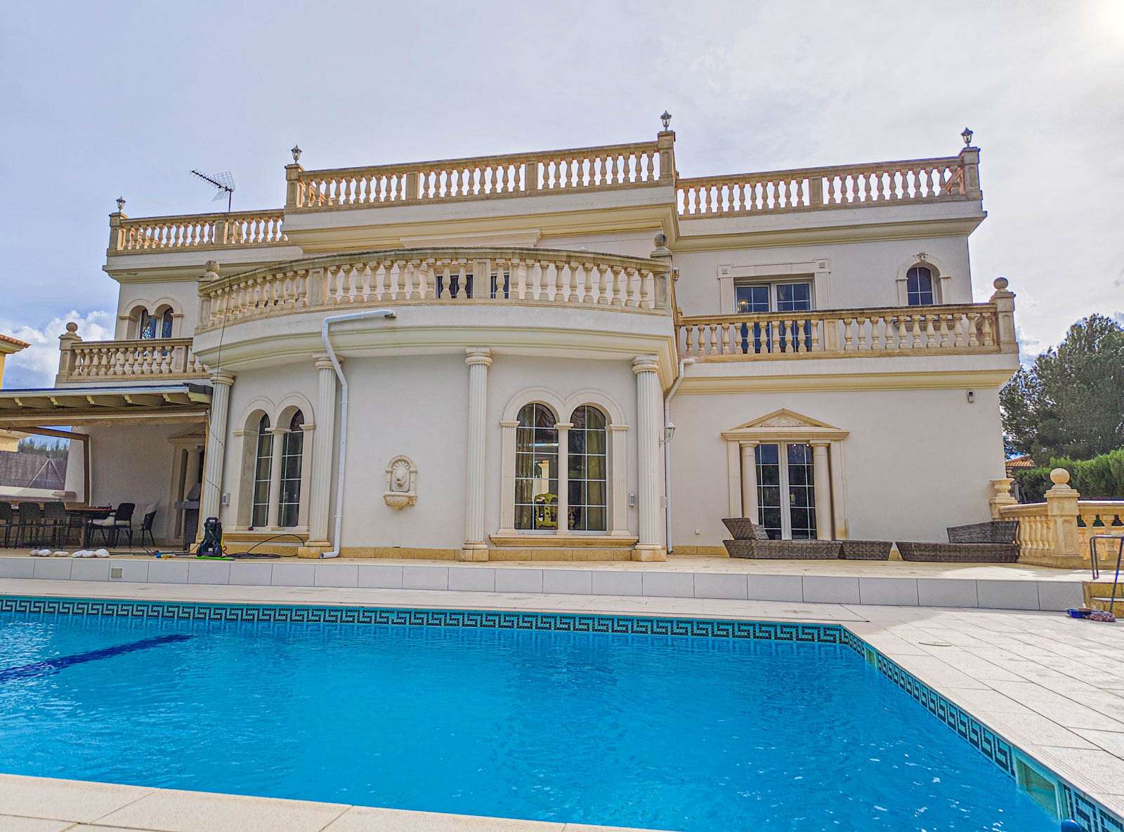 [object Object] - image