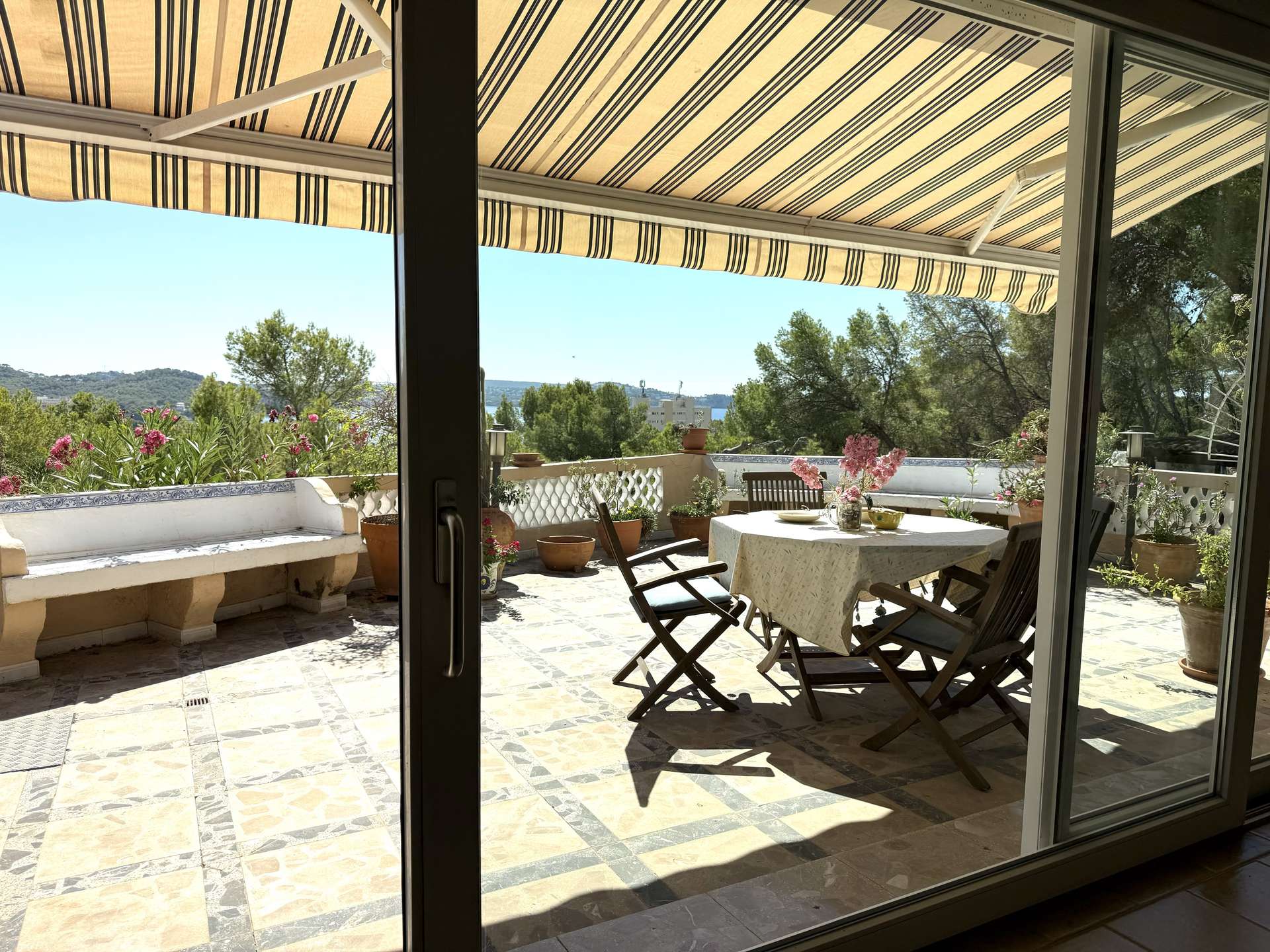 [object Object] - image