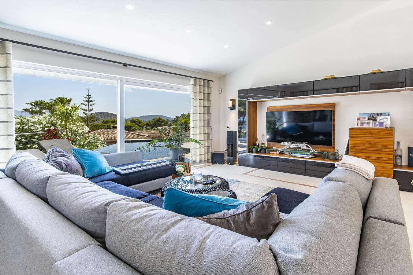 [object Object] - image