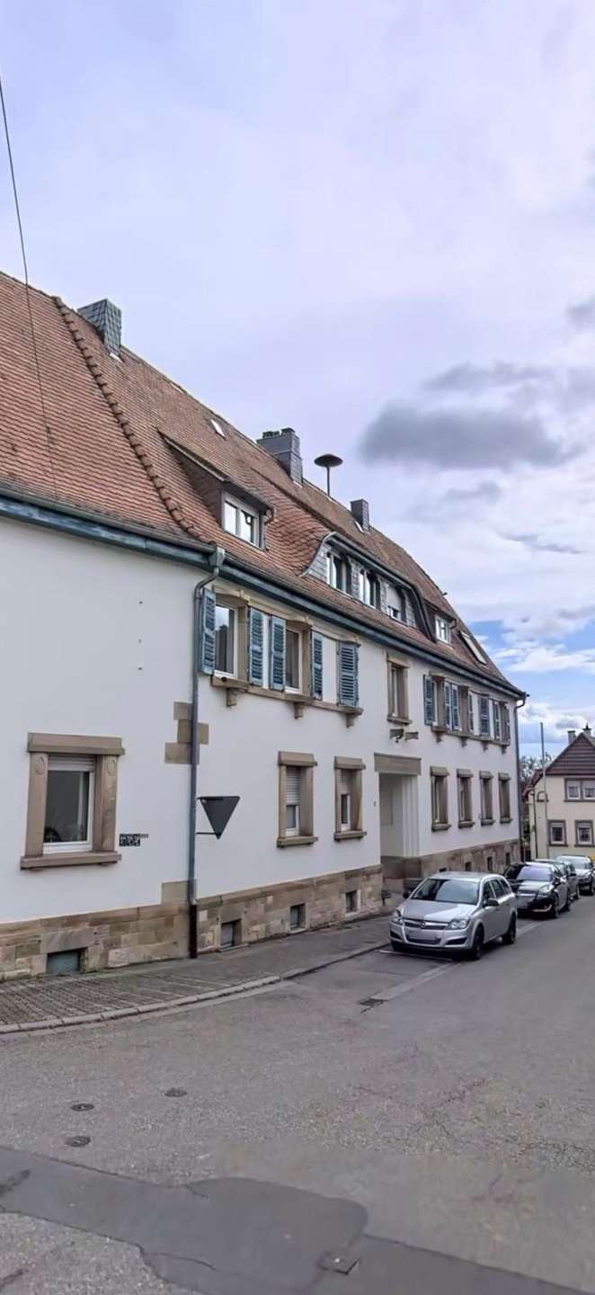 Renovierte Dachgeschosswohnung – Außenansicht | Rhein & Reben Immobilien Außenansicht