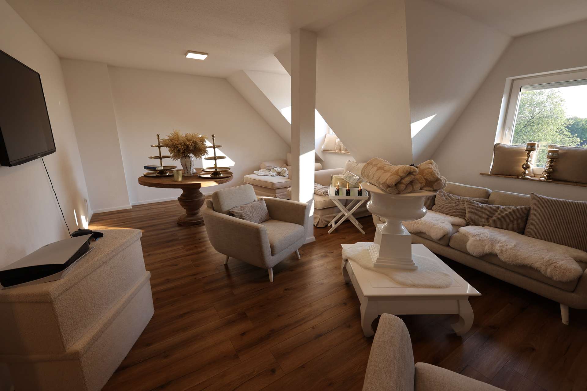 Maisonette Wohnung am Nordsternpark! in Gelsenkirchen - Wohnzimmer