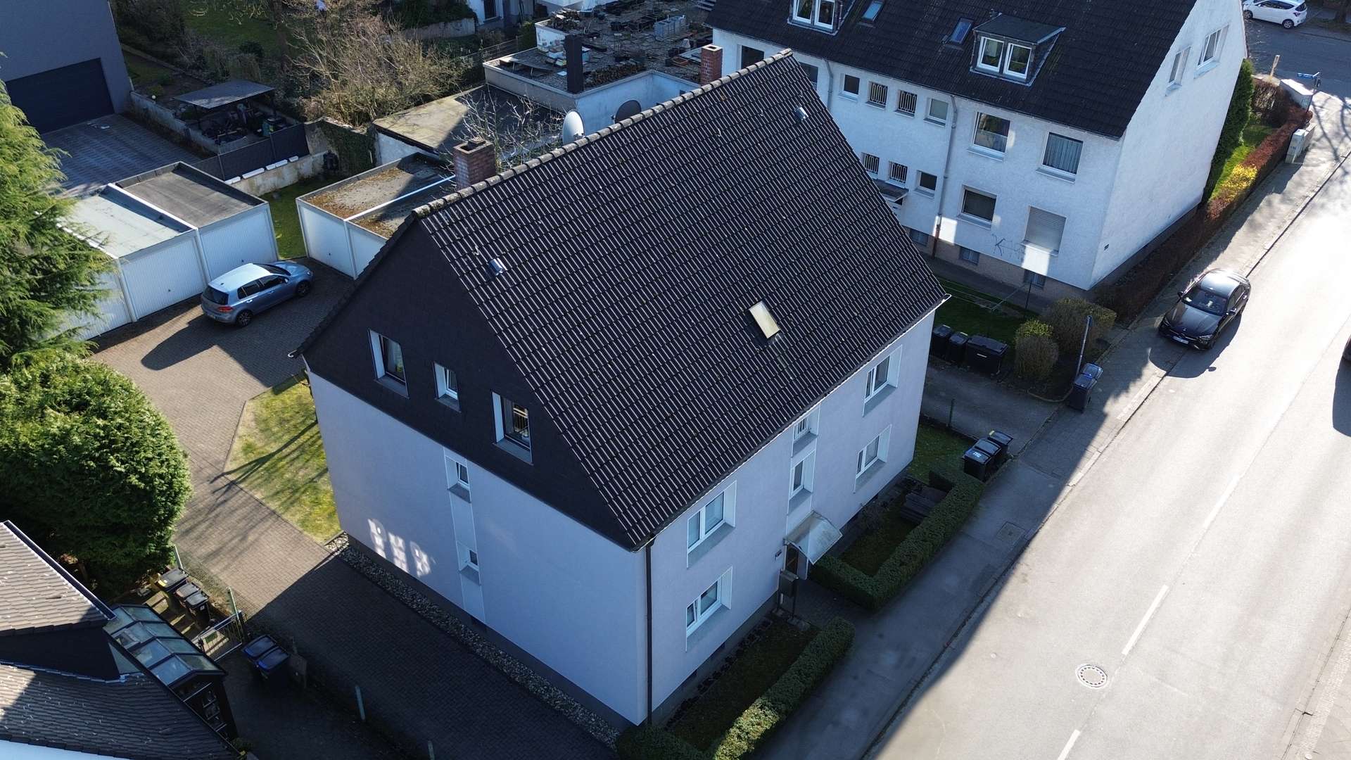 Freistehendes & Top gepflegtes Mehrfamilienhaus in Bochum Weitmar! in Bochum - Titelbild a