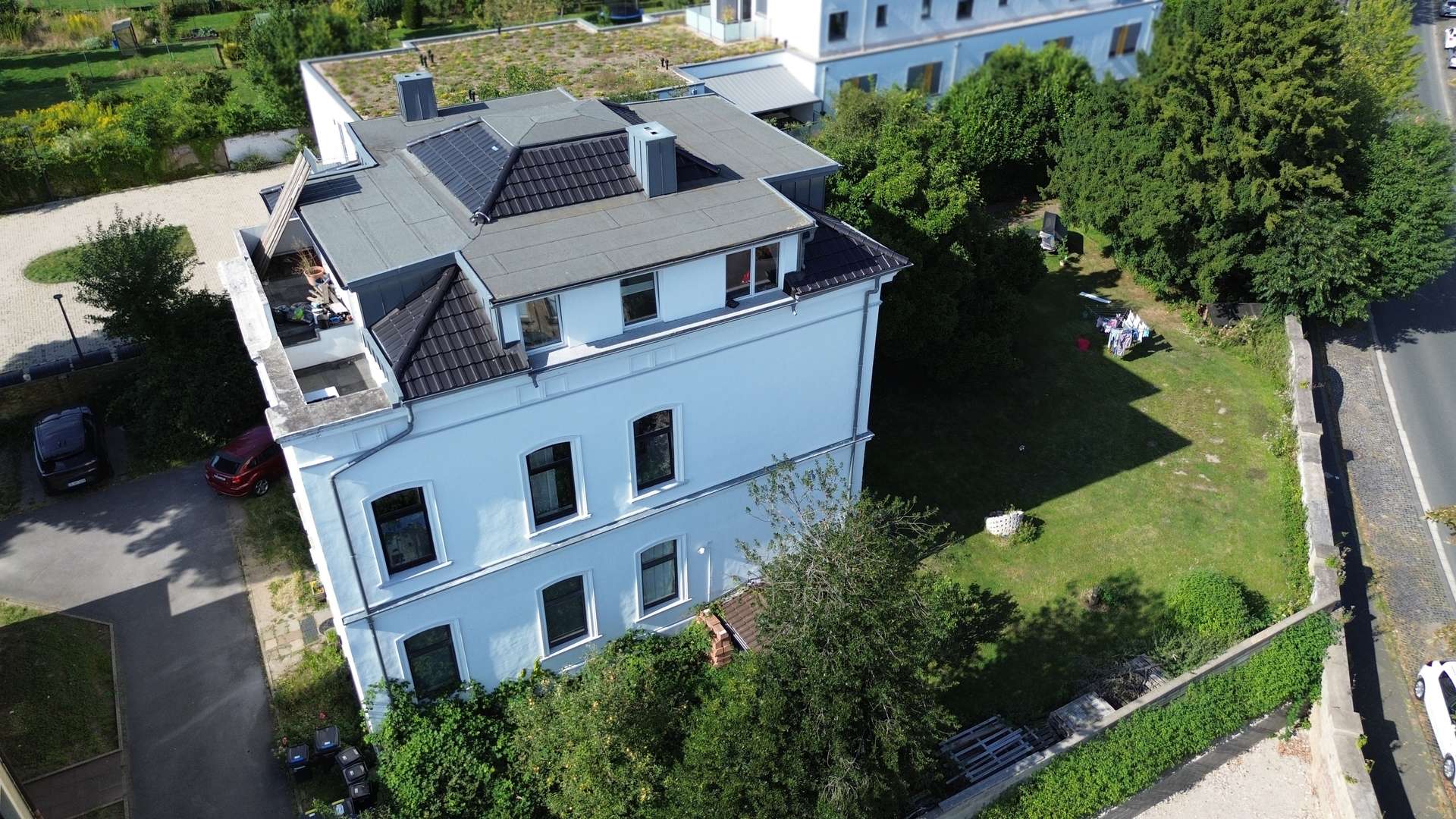 Großzügiges Baugrundstück mit 3 Familienhaus in Langendreer! in Bochum - Vogelperspektive Rückansicht