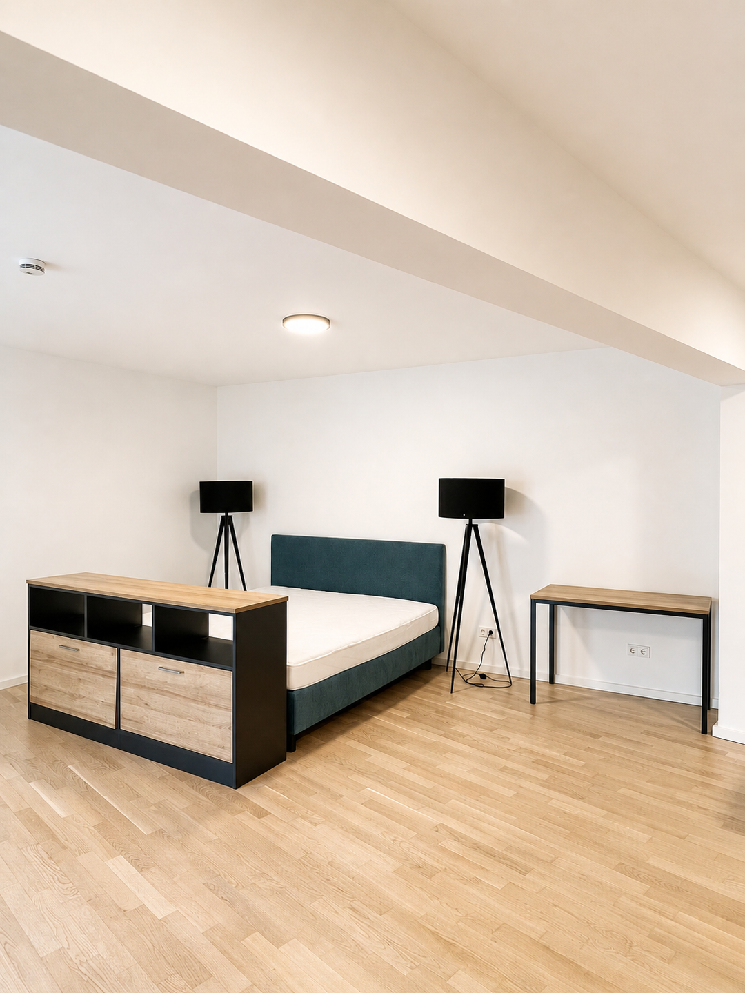 Großzügig möbliertes 2-Zimmer-Apartment in Potsdam – Einheit im 3. Obergeschoss