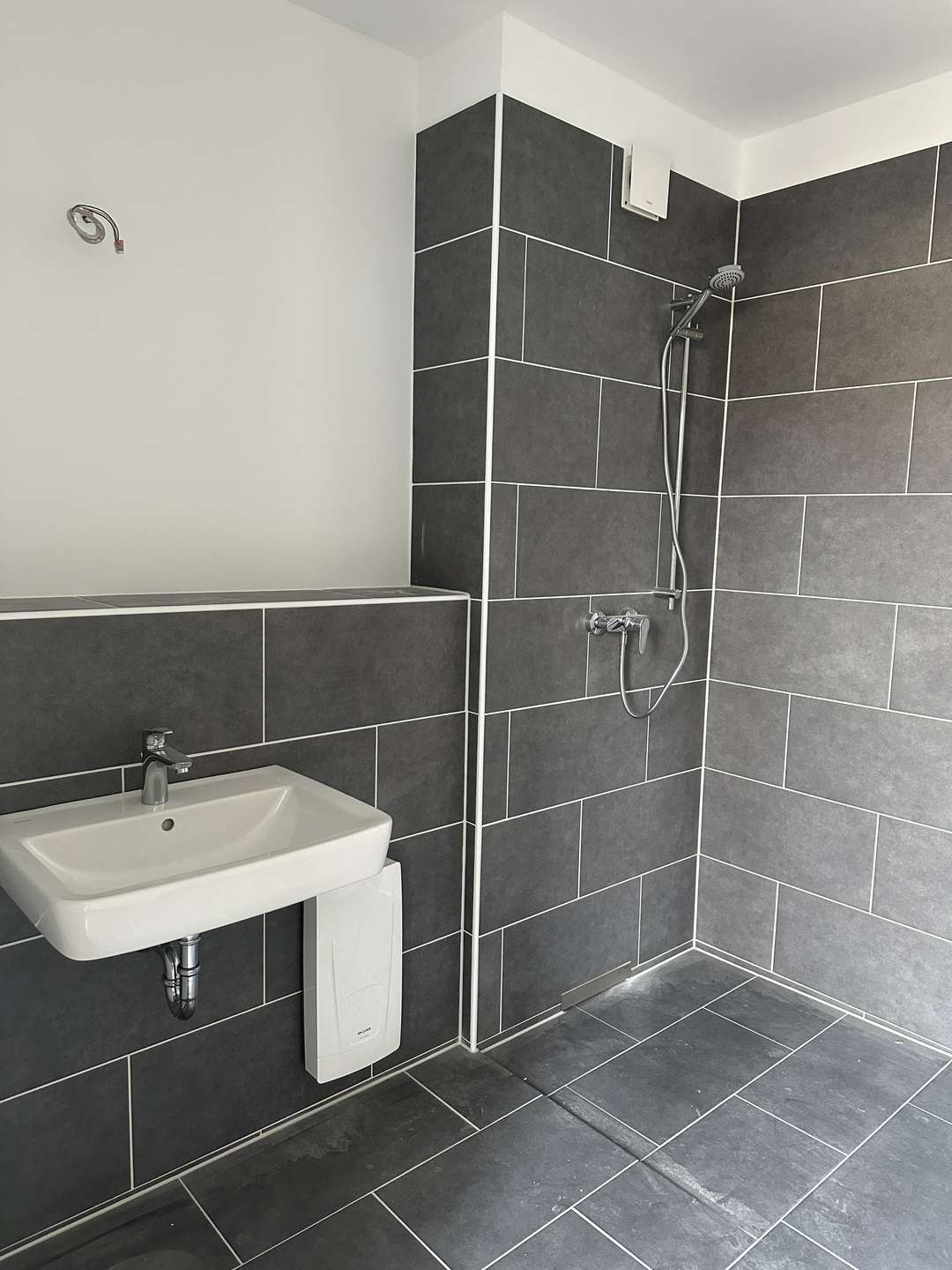 Badezimmer Dusche Beispielwohnung