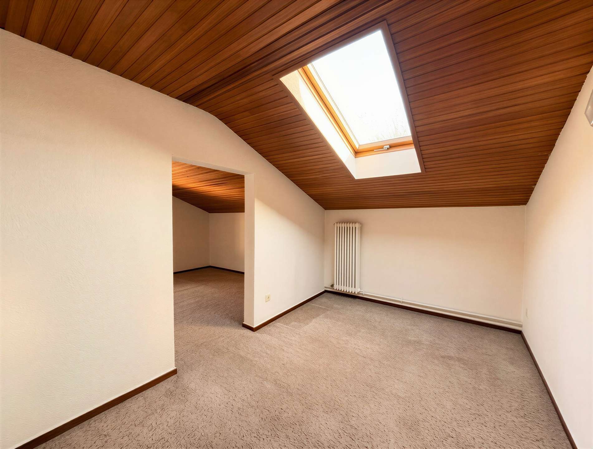 Haus mit solider Substanz & vermietetem Gewerbe – viel Platz & Potenzial