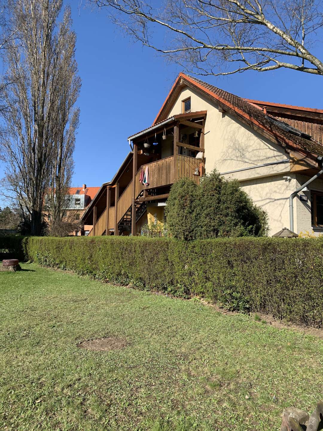 Das rechte Nachbarhaus