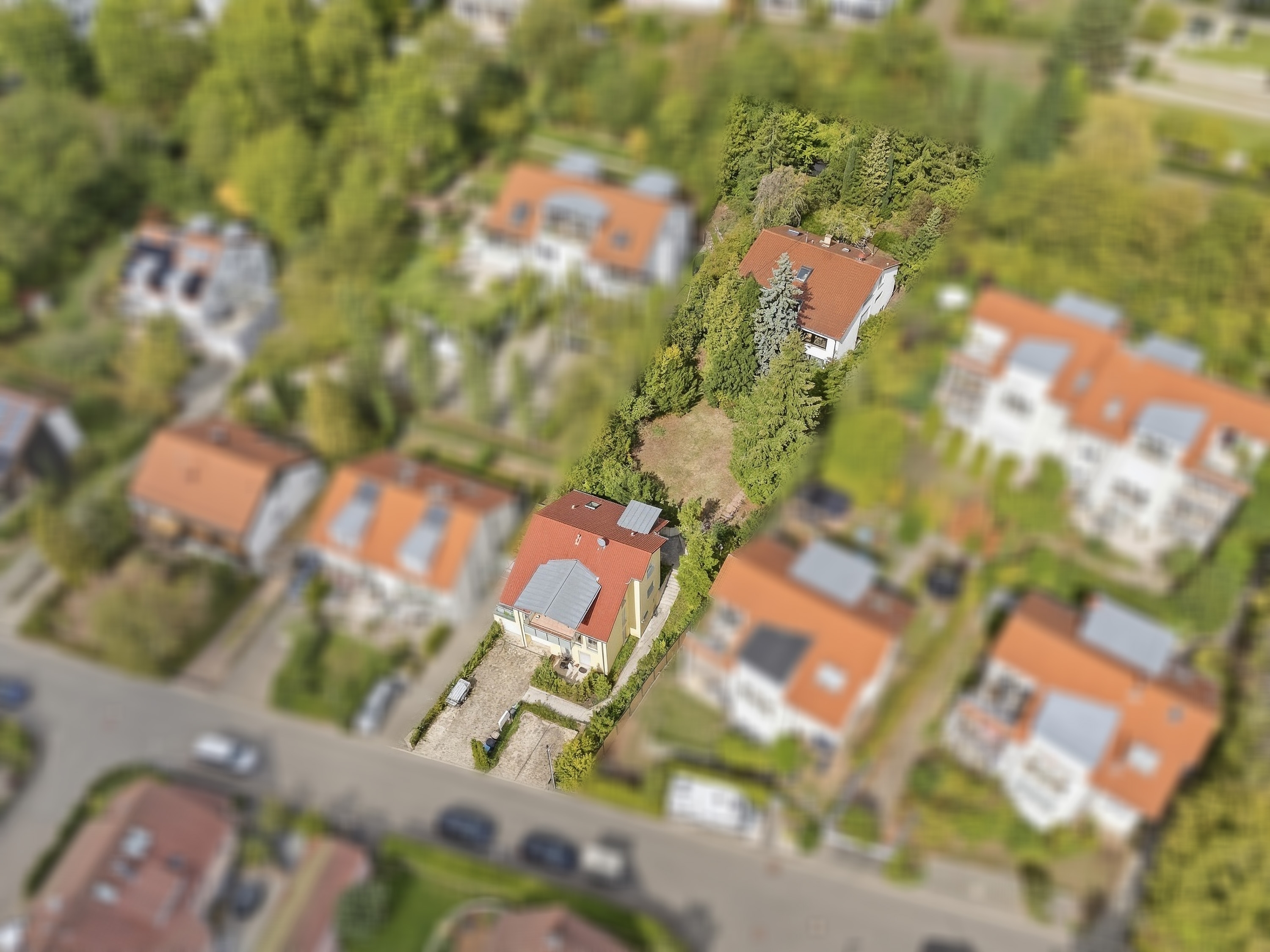 Zwei Häuser, ein Grundstück – Wohnen und Vermieten in Böblingens gefragtester Wohnlage
