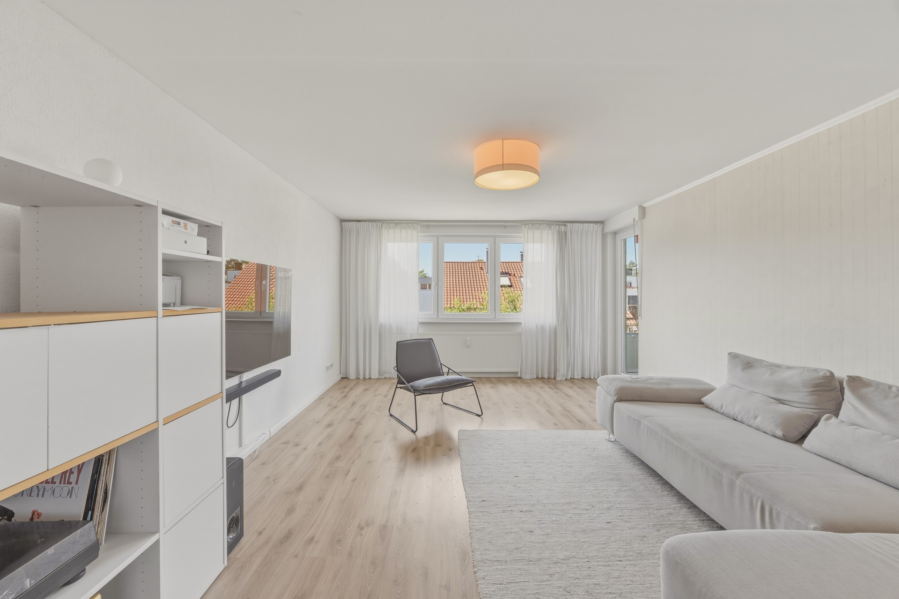 Familienwohnung | in Leonberg – 4,5 Zimmer mit Balkon und Garage