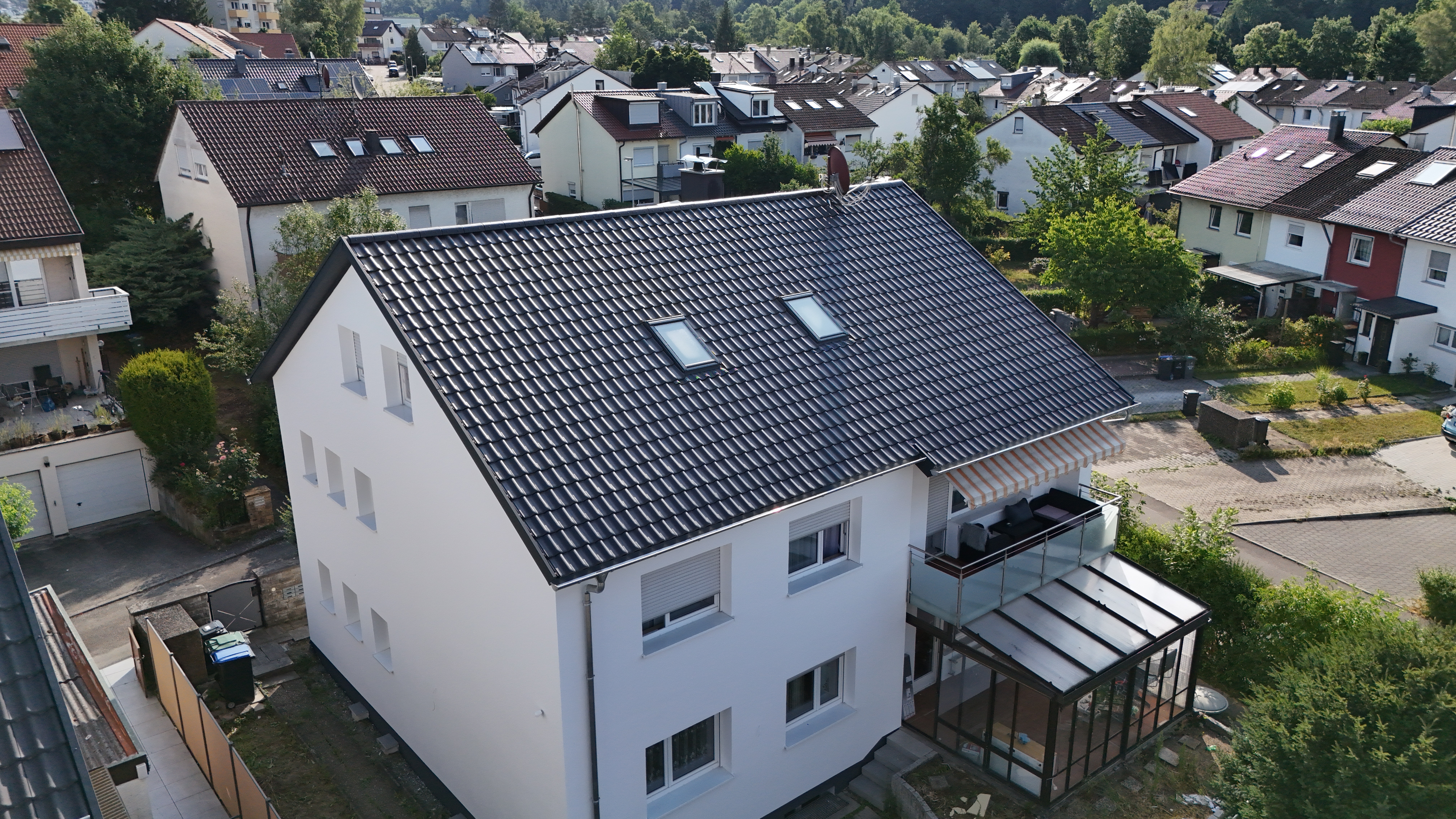 Erdgeschosswohnung mit Wintergarten, eigenem Garten und Hobbyraum in Leonberg-Ramtel