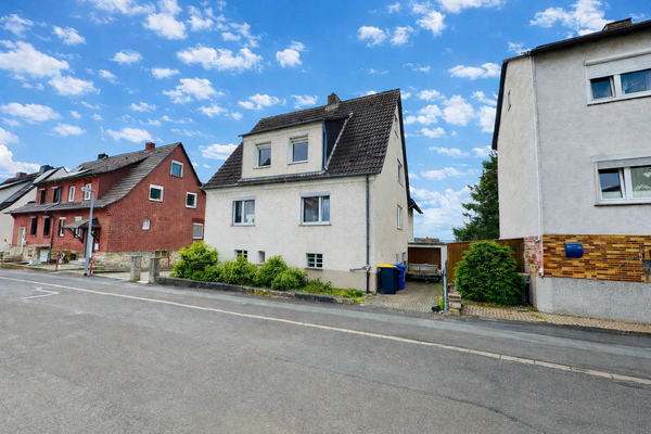 Straßenansicht rechts