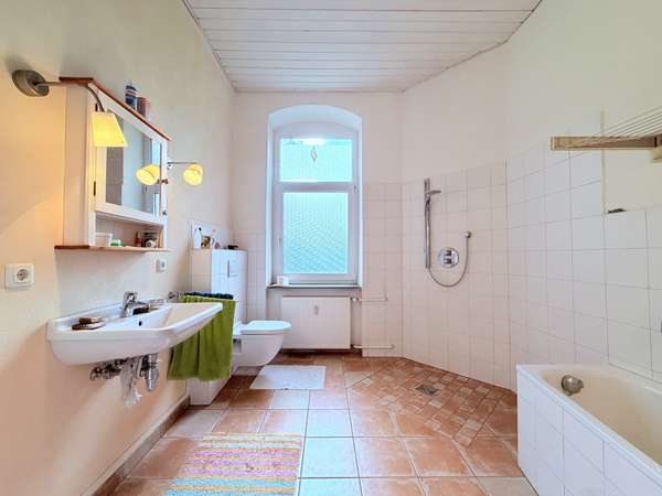 Badezimmer, Bild 1