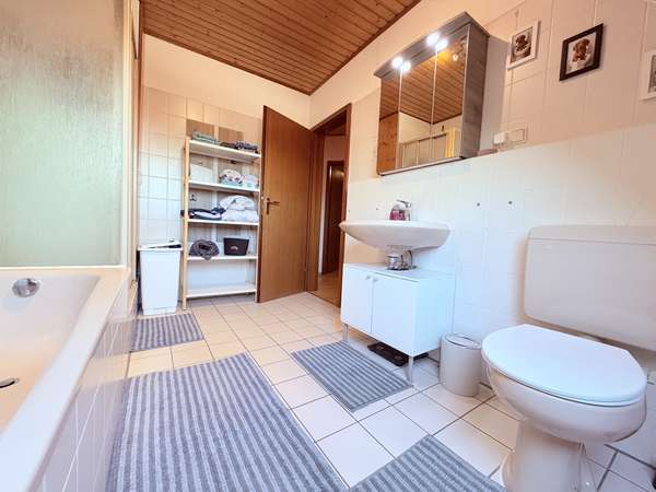Badezimmer, Bild 1
