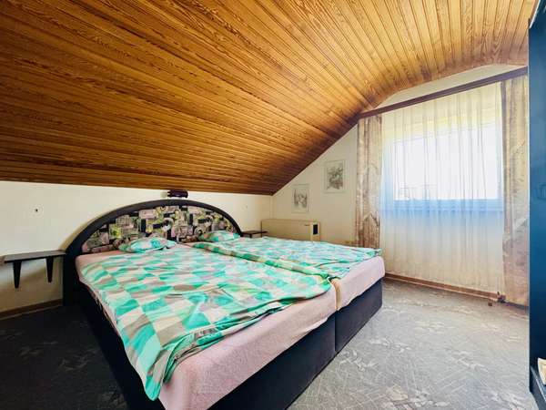 DG Schlafzimmer