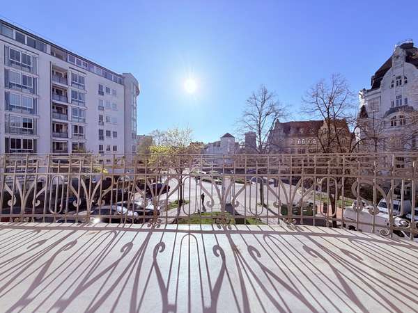 Balkon 3, Bild 2