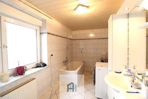 Badezimmer, Bild 1