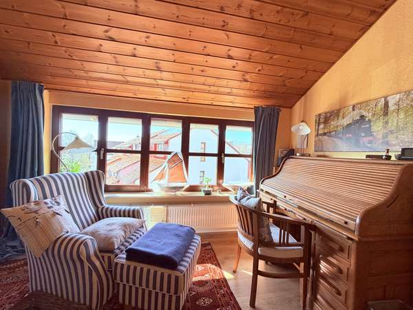 Schlafzimmer 3, DG, Bild 3