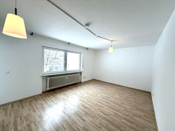 Wohnzimmer Bild 2