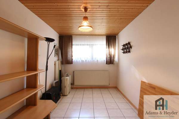 Schlafzimmer Einliegerwohnung UG