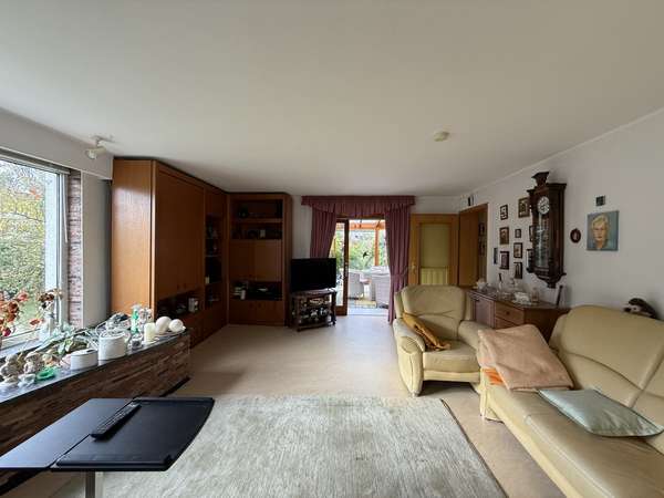 Wohnzimmer Hinterhaus Bild 2