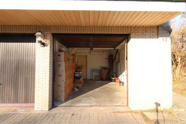 Garage mit automatischer Öffnung