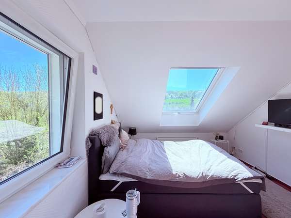 Schlafzimmer 2, OG, Bild 2