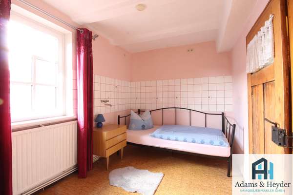 Schlafzimmer 2