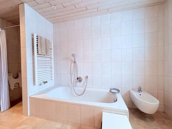 Badezimmer OG, Bild 2