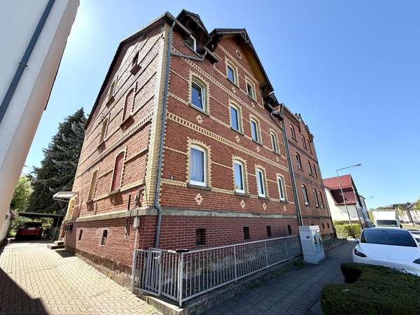 Außen links