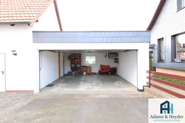 Doppelgarage