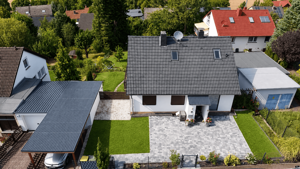 Außen vorne oben