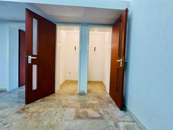 UG ehemaliger Beichtstuhl