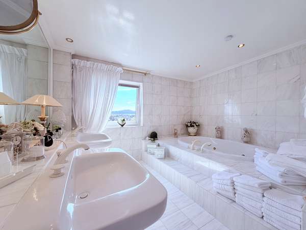 Badezimmer, Bild 1